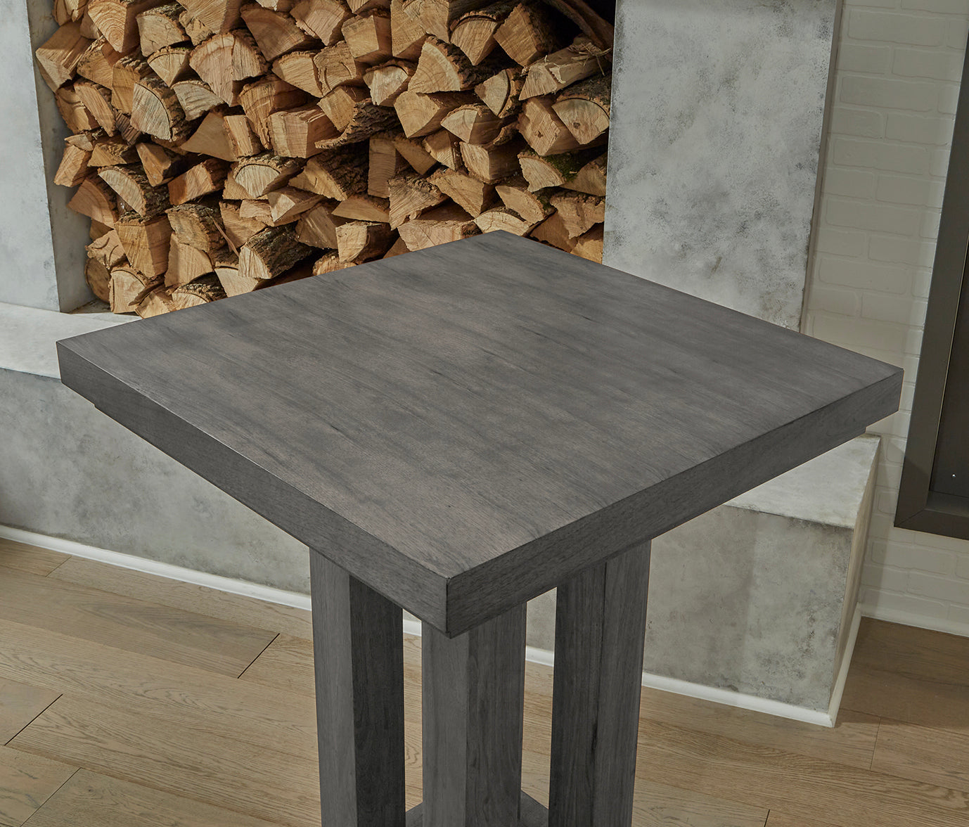 Alta Pub Table | American Heritage