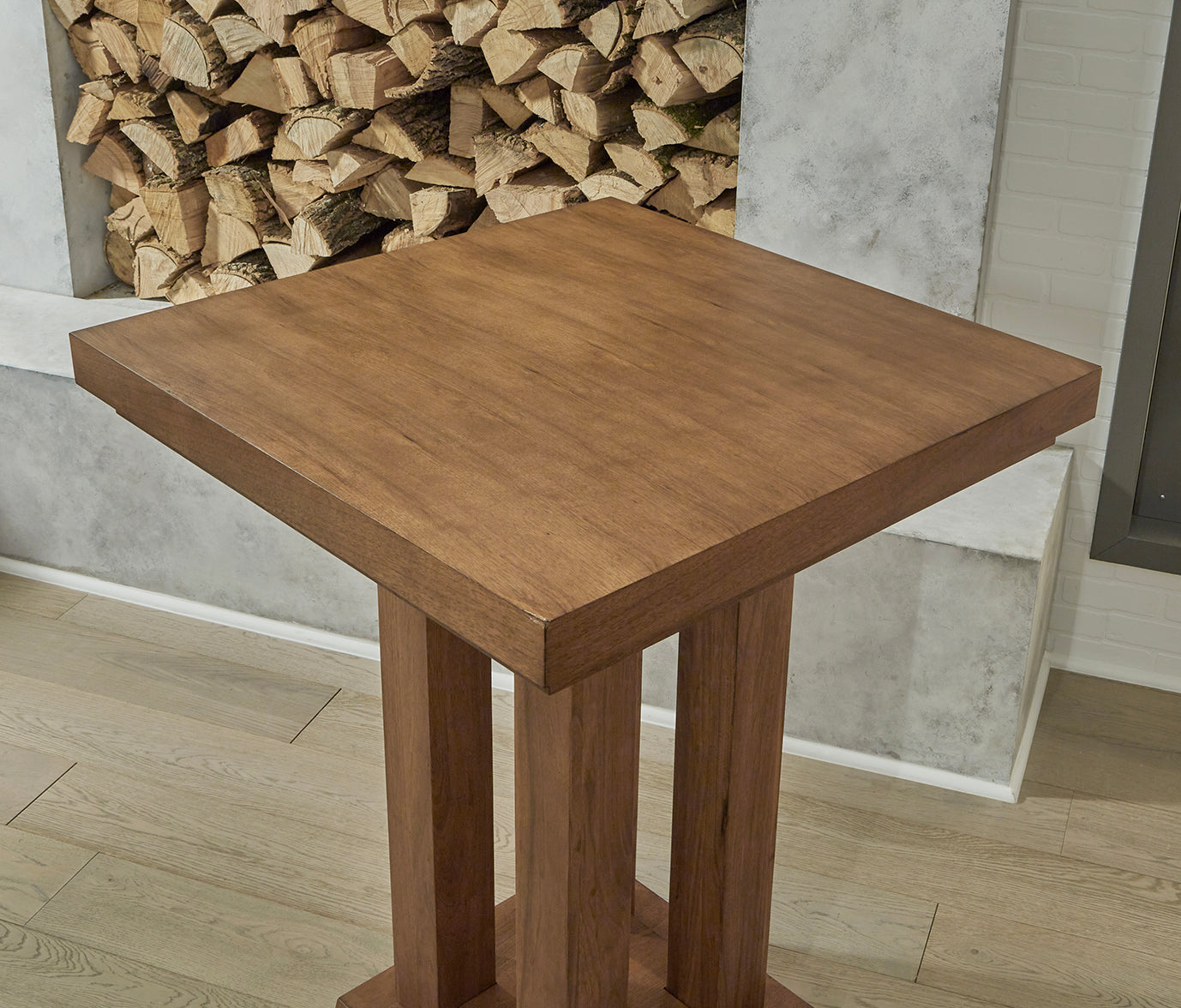 Alta Pub Table | American Heritage